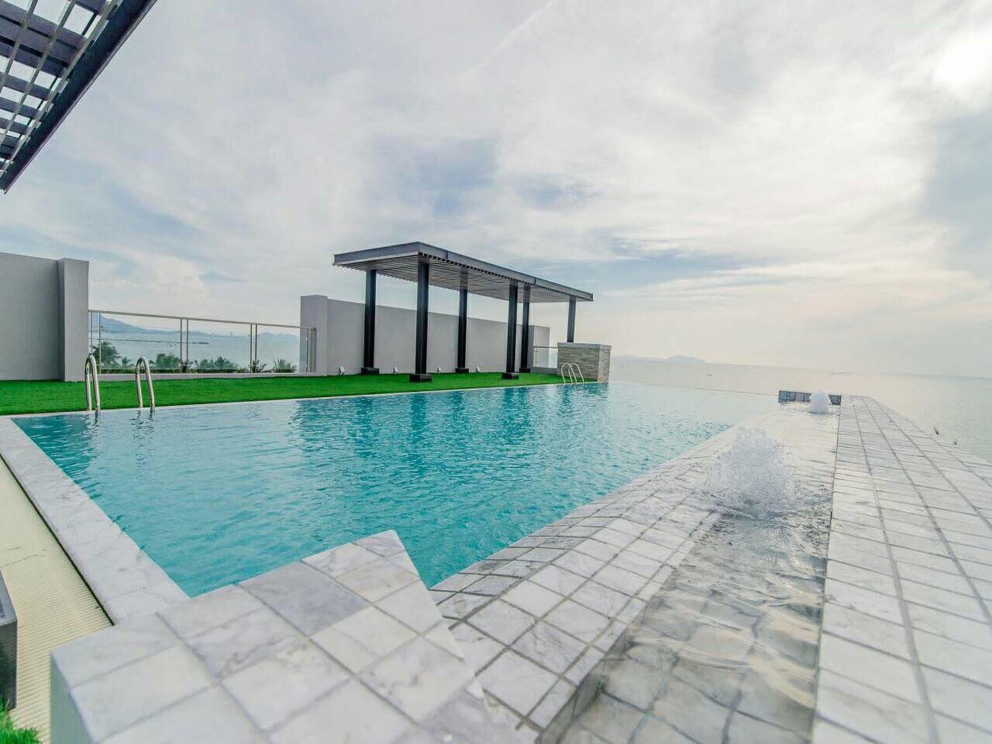 Panitar Haus Hotel Chonburi Exterior photo